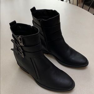 Diba Black zip-up wedge ankle bootie